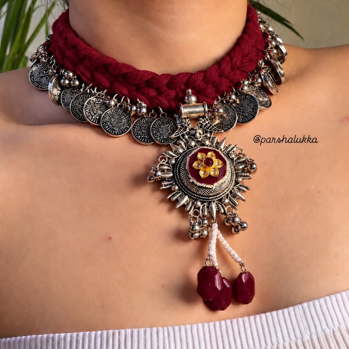 Royal noor necklace view 1
