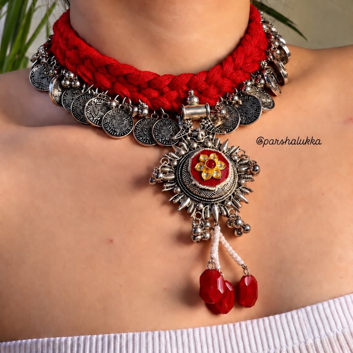 Royal noor necklace view 3